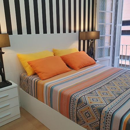 Beautiful Historic Center Apt! Малага Екстериор снимка