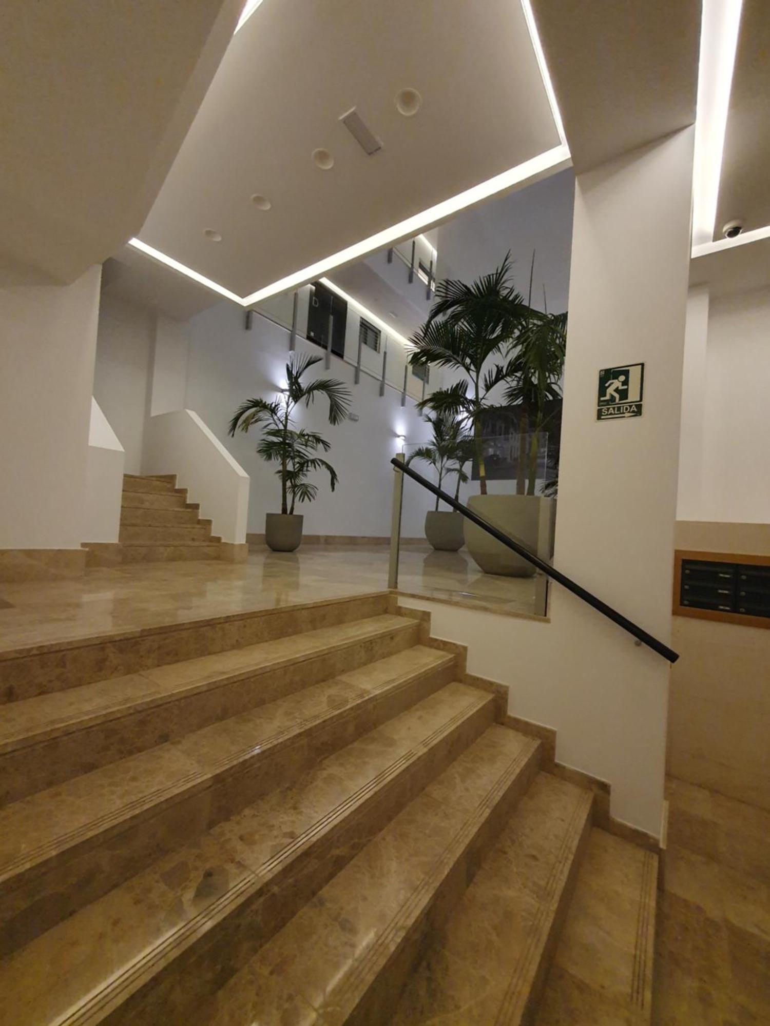 Beautiful Historic Center Apt! Малага Екстериор снимка