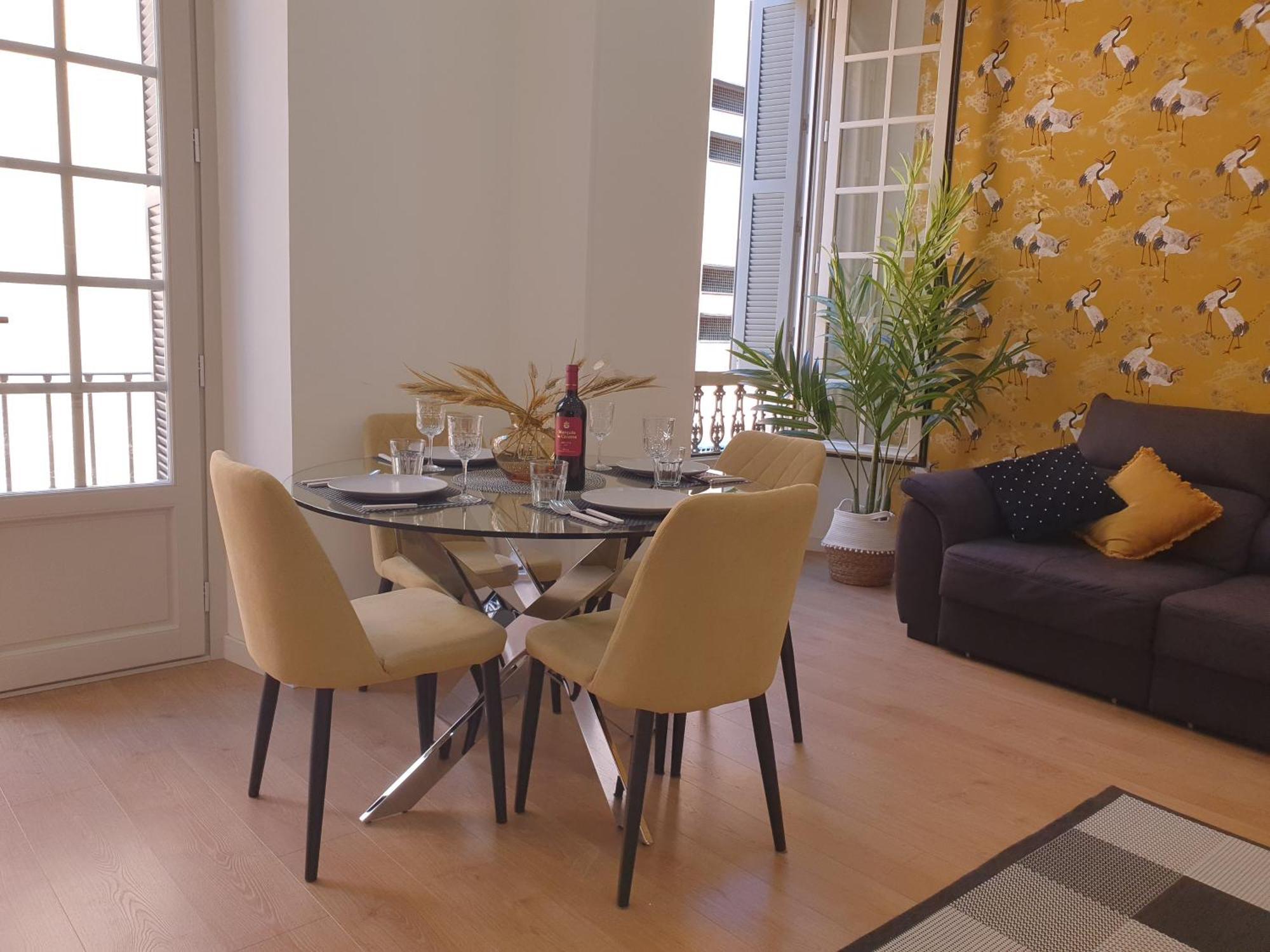 Beautiful Historic Center Apt! Малага Екстериор снимка