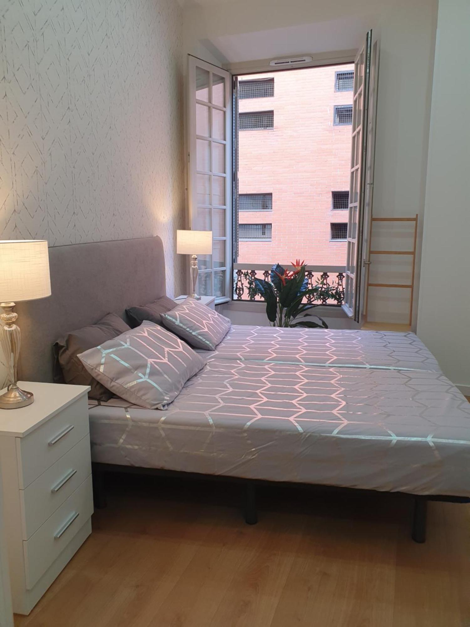 Beautiful Historic Center Apt! Малага Екстериор снимка